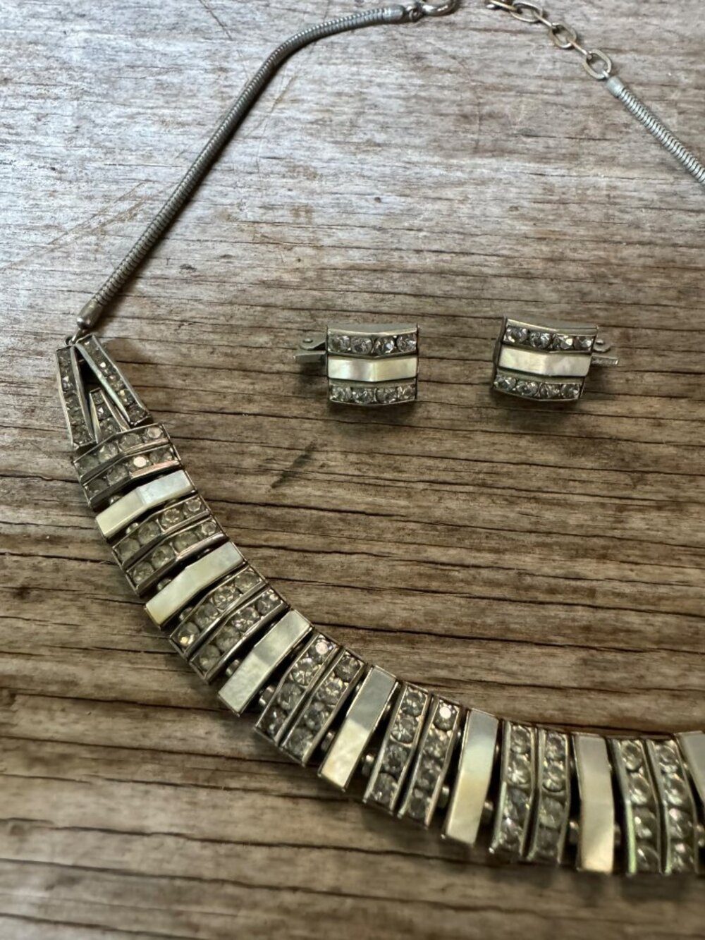 Vintage 1940s DOSO Mother of Pearl & Rhinestone Demi Parure Necklace Clip Earrin - Picture 12 of 16